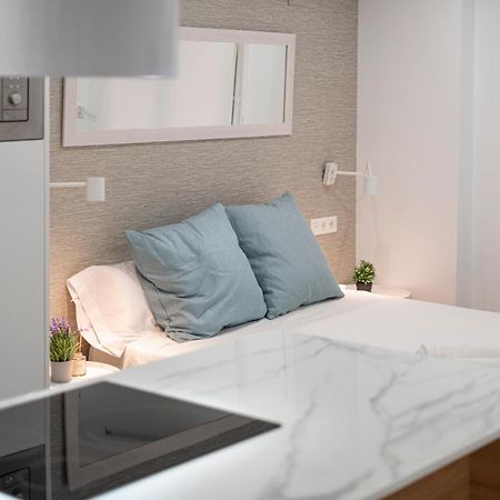 Estudio Deluxe En Jardines Del Triunfo - Гранада Экстерьер фото