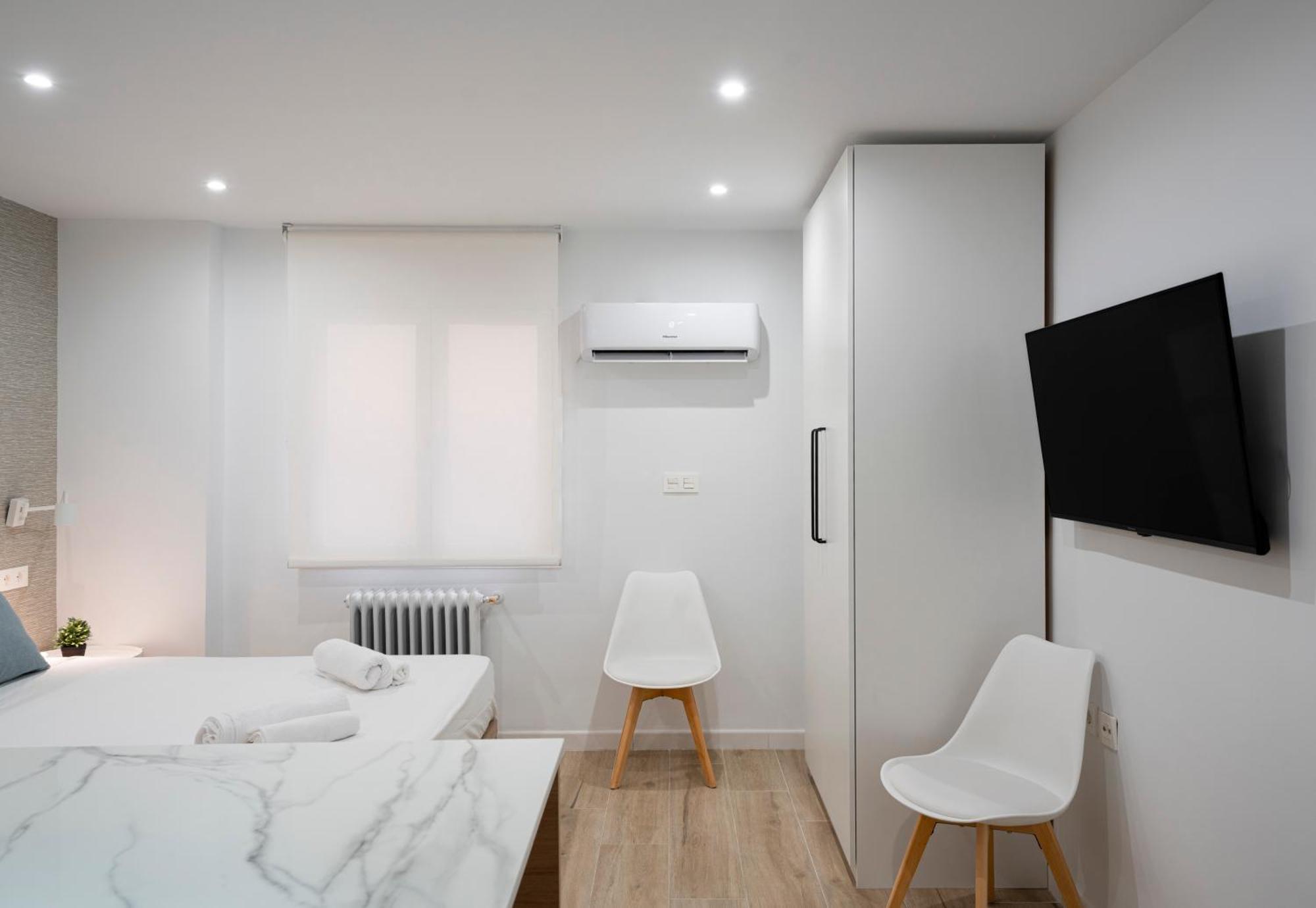 Estudio Deluxe En Jardines Del Triunfo - Гранада Экстерьер фото