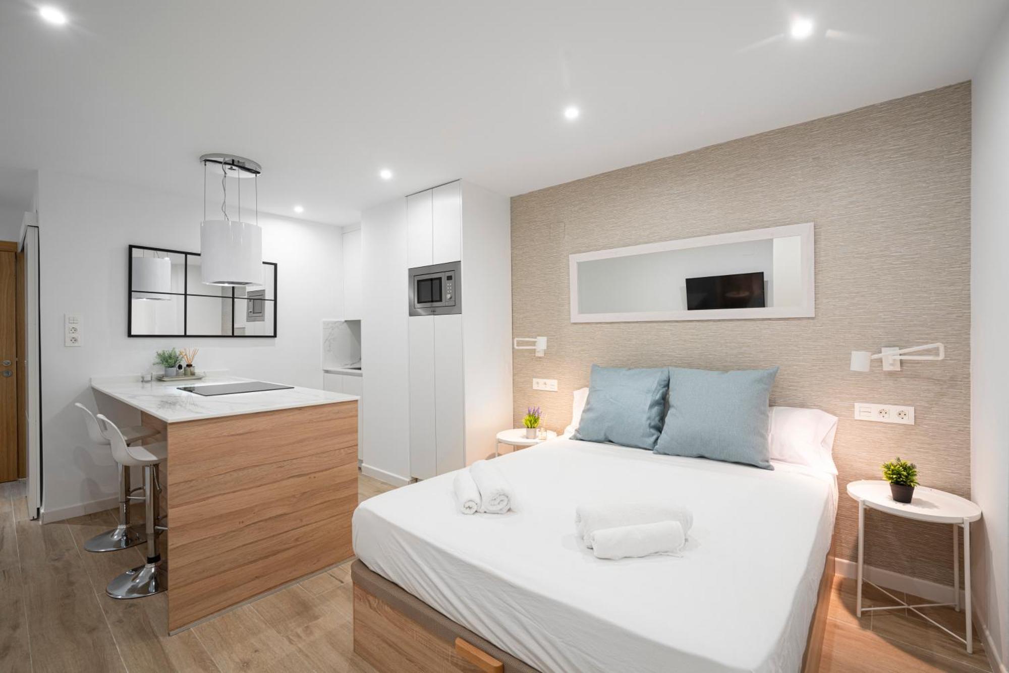 Estudio Deluxe En Jardines Del Triunfo - Гранада Экстерьер фото