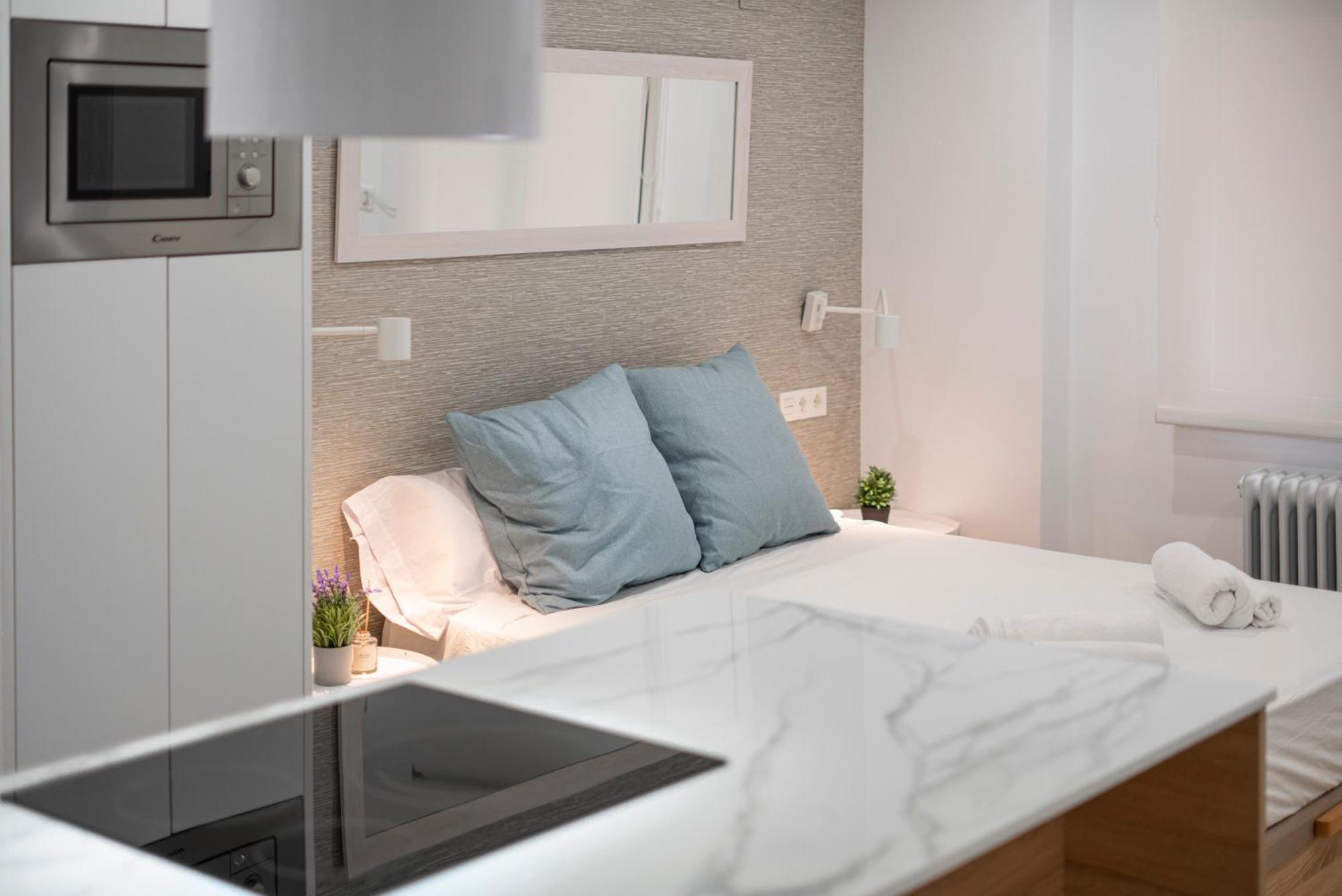 Estudio Deluxe En Jardines Del Triunfo - Гранада Экстерьер фото